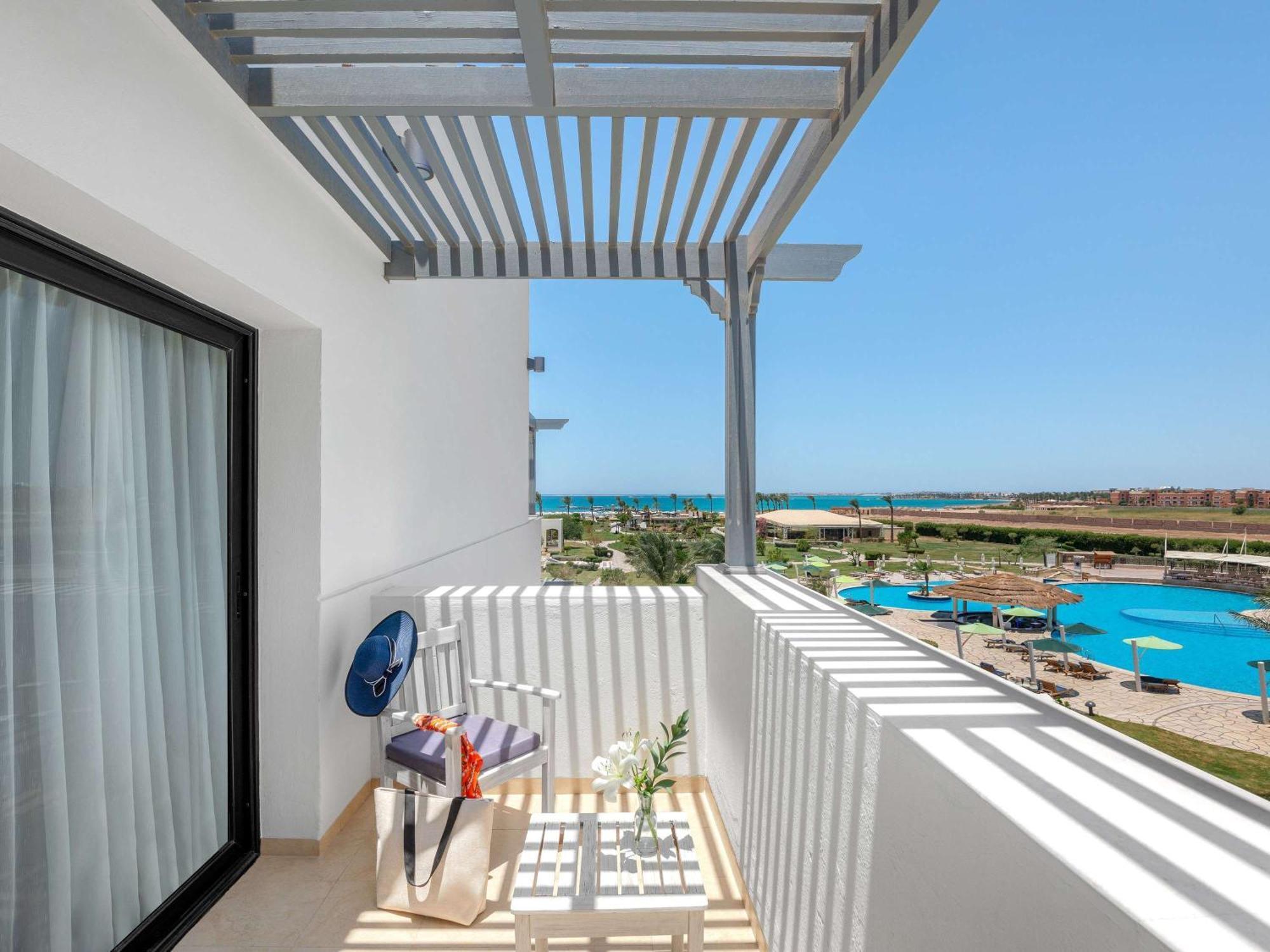 Movenpick Waterpark Resort & Spa Soma Bay Exterior foto